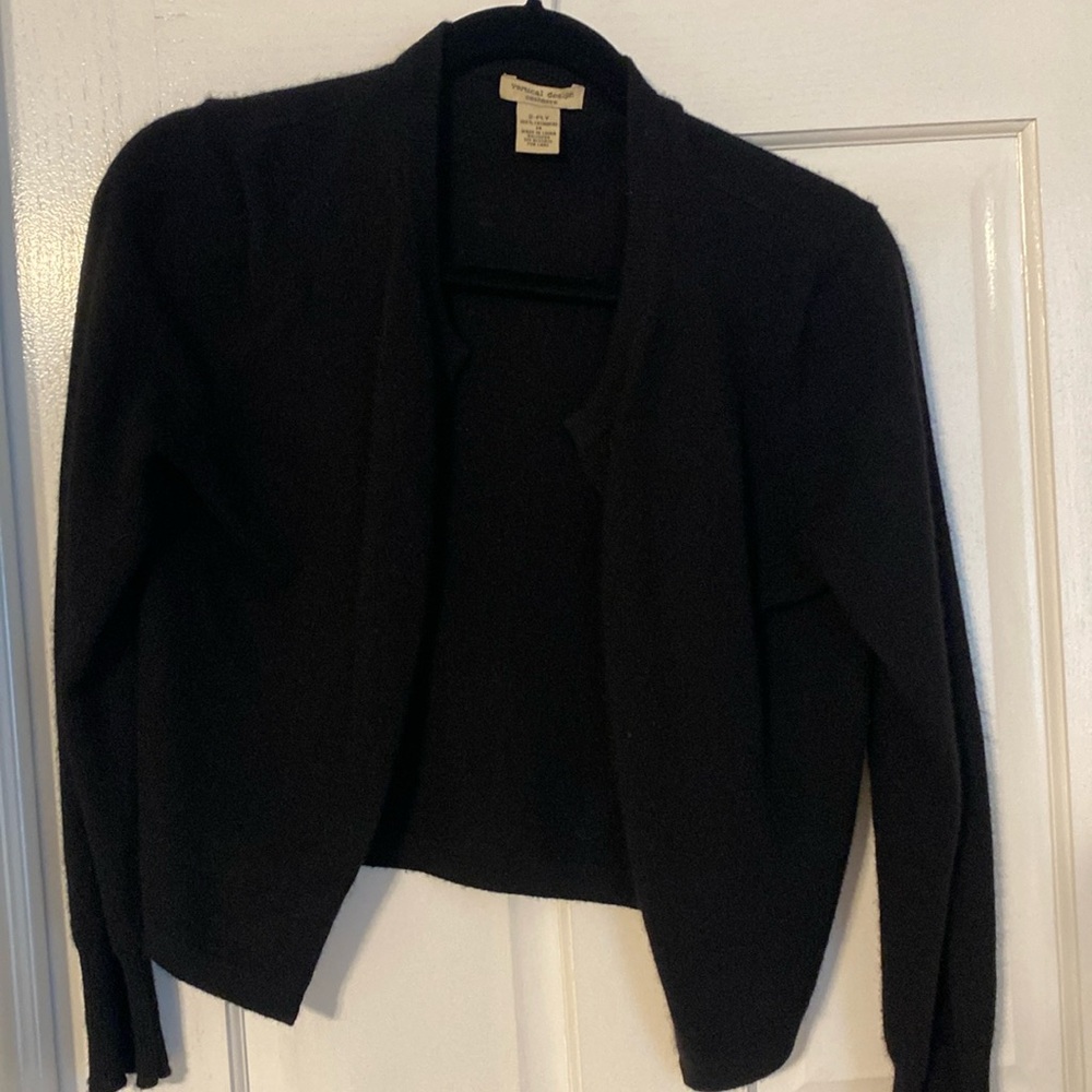 Woman’s vertical design cashmere sweater